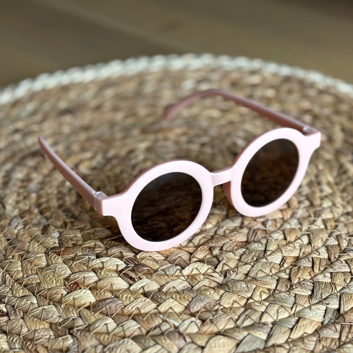 Zonnebril retro lichtroze