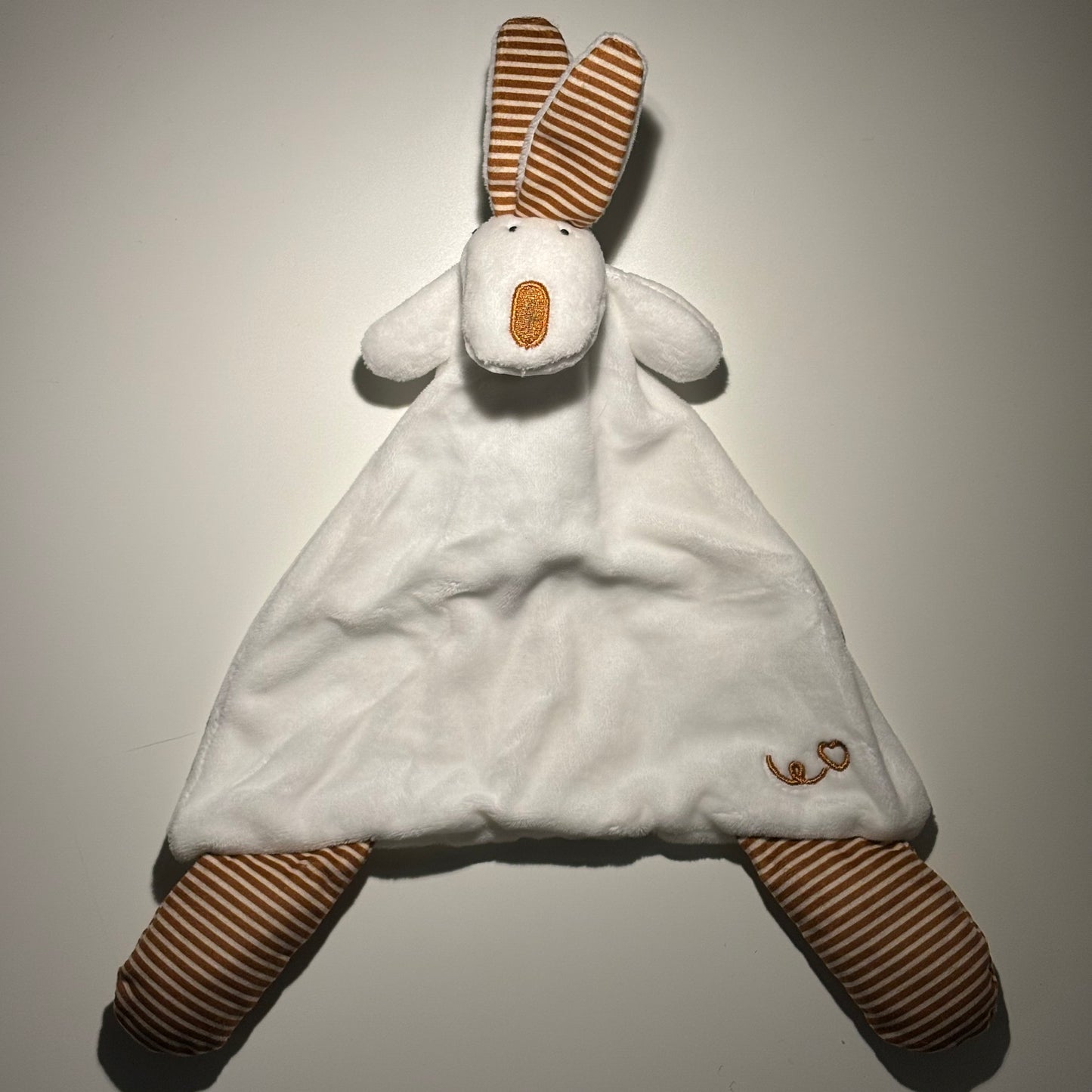 Knuffeldoekje knisperoren wit/bruin (met naam)